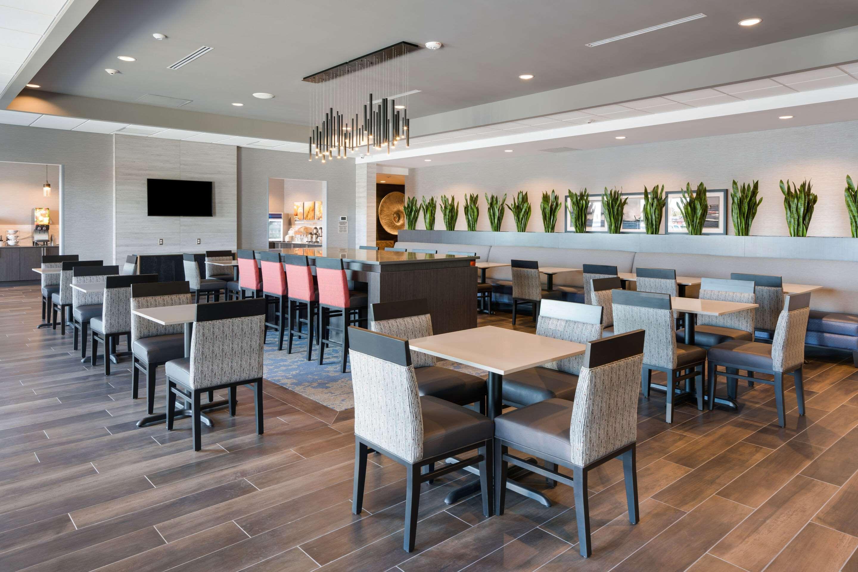 Comfort Suites Kennewick At Southridge Екстер'єр фото